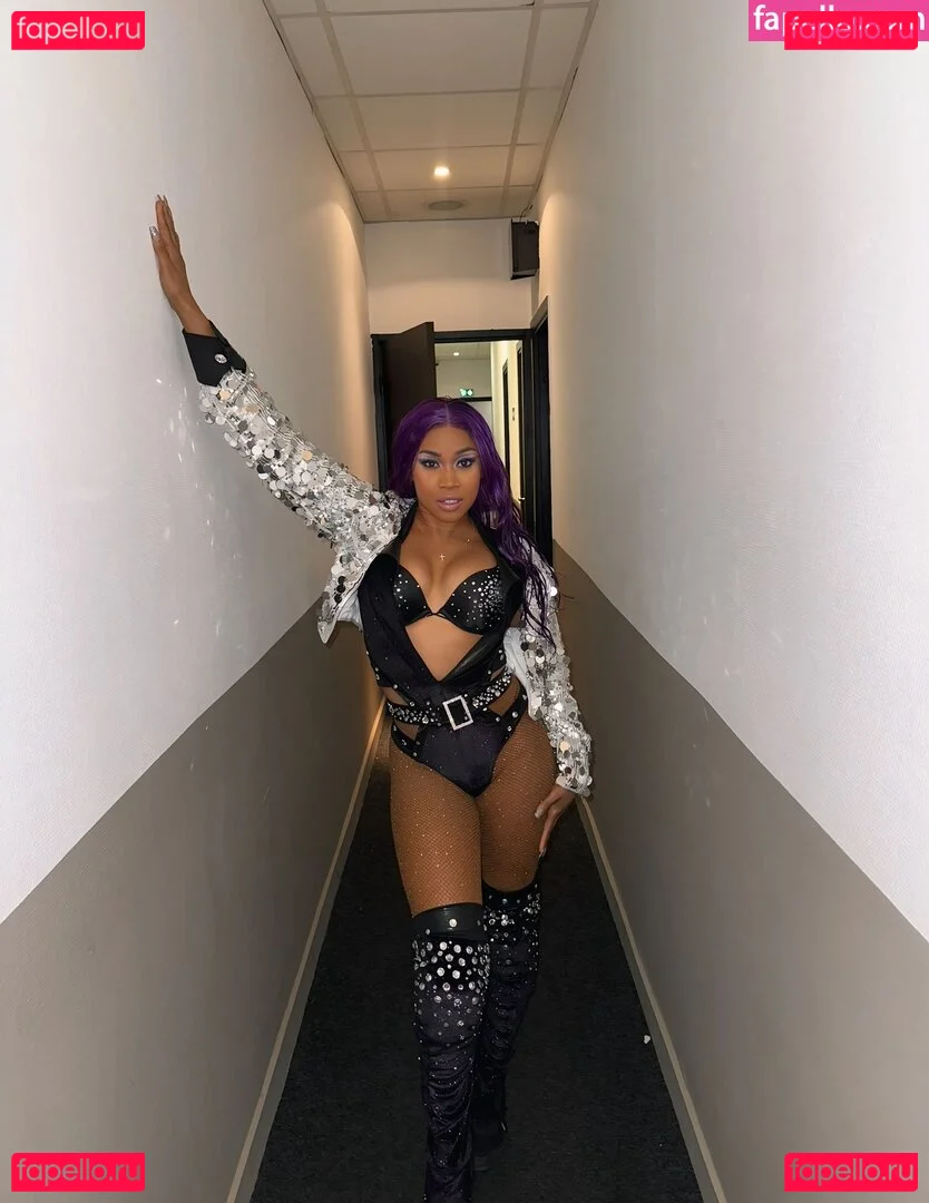 Ariane Andrew Onlyfans Photo Gallery 