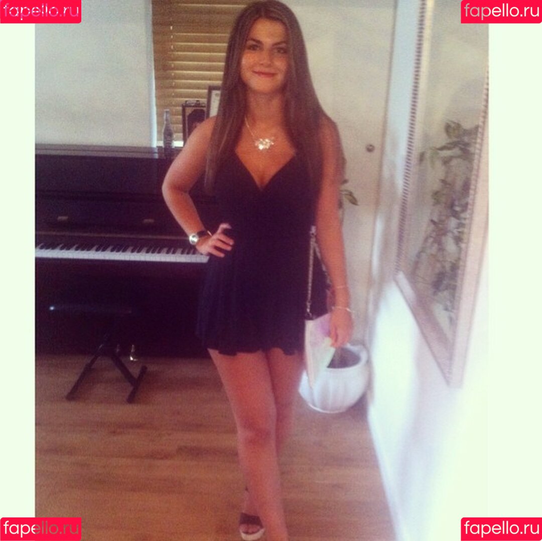 Lauren Fardon Onlyfans Photo Gallery 