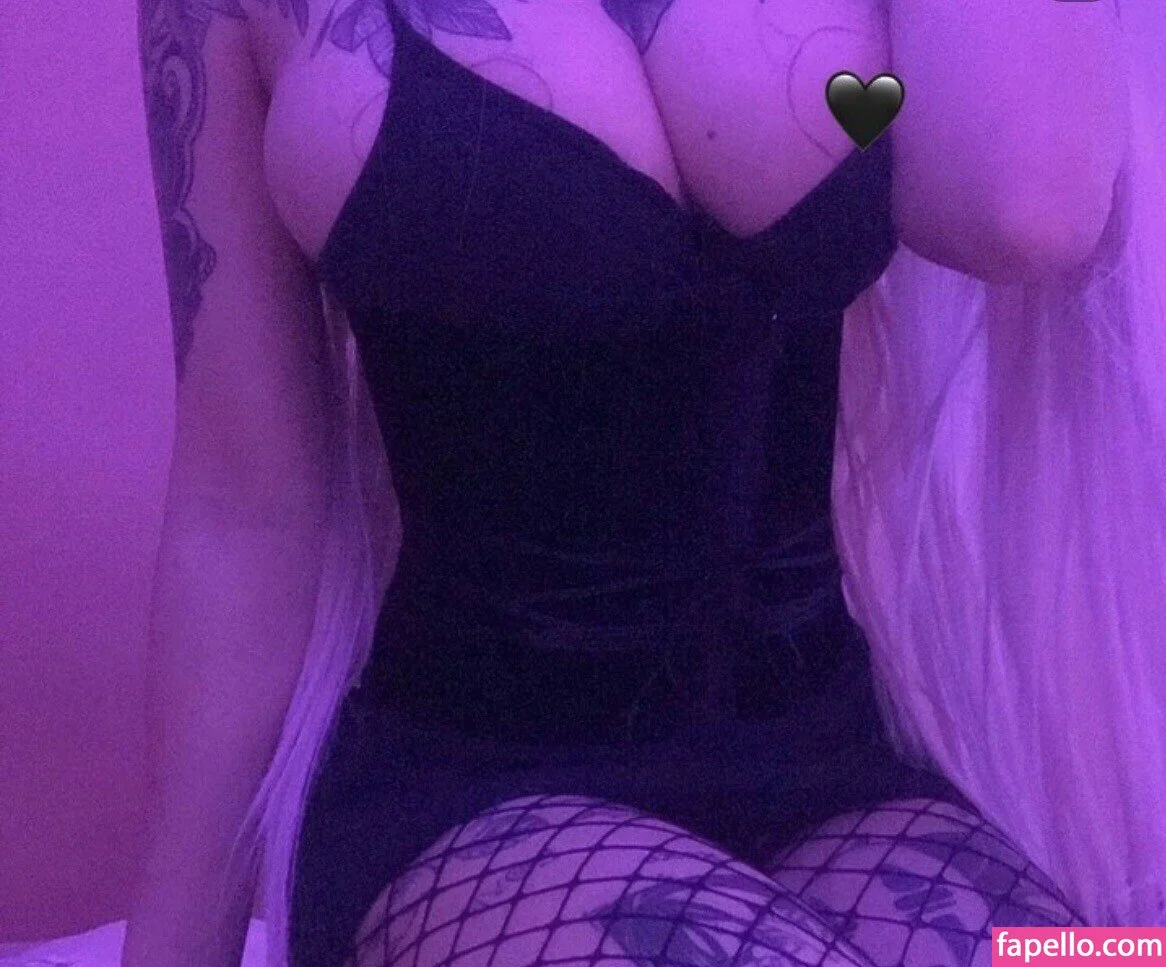 LilithLevisis Onlyfans Photo Gallery 