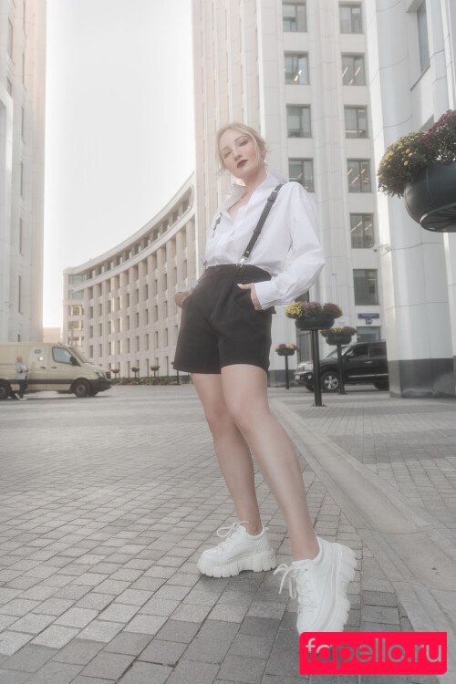 Anna Trandyusha Onlyfans Photo Gallery 