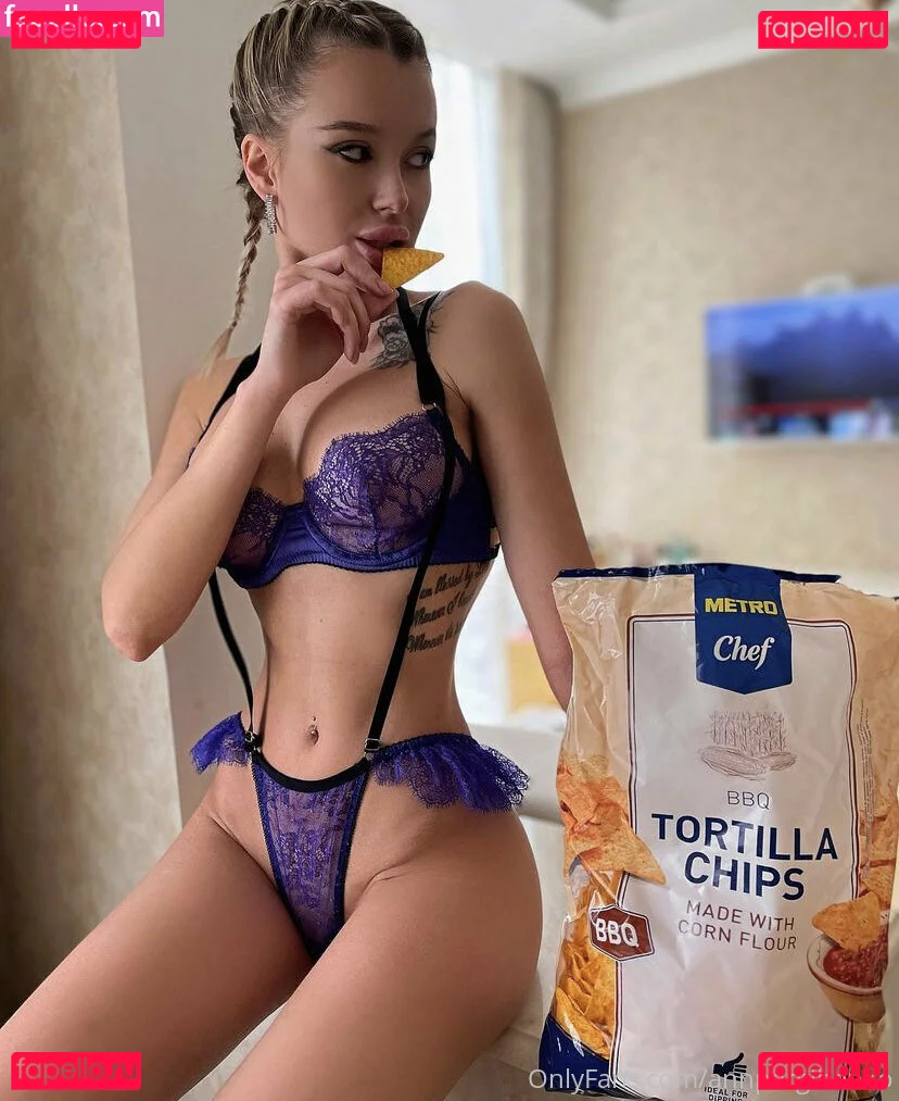 annpergibenko Onlyfans Photo Gallery 