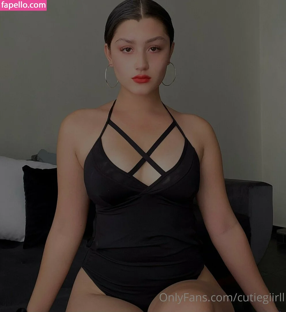 soymarianacast Onlyfans Photo Gallery 