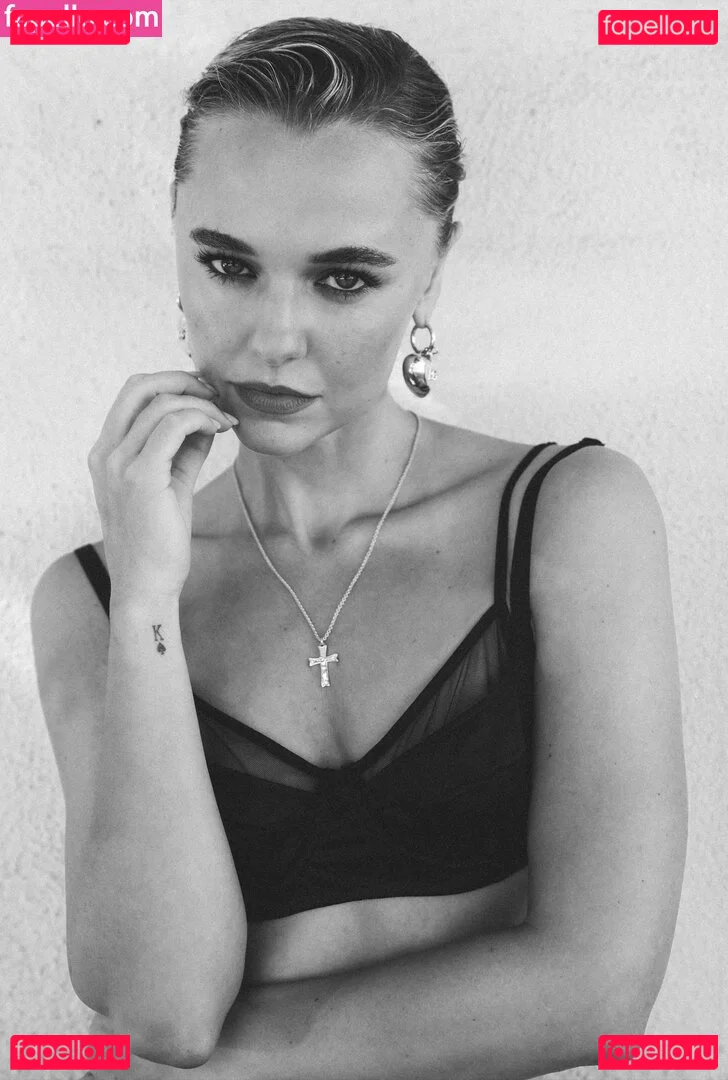 Madison Iseman Onlyfans Photo Gallery 