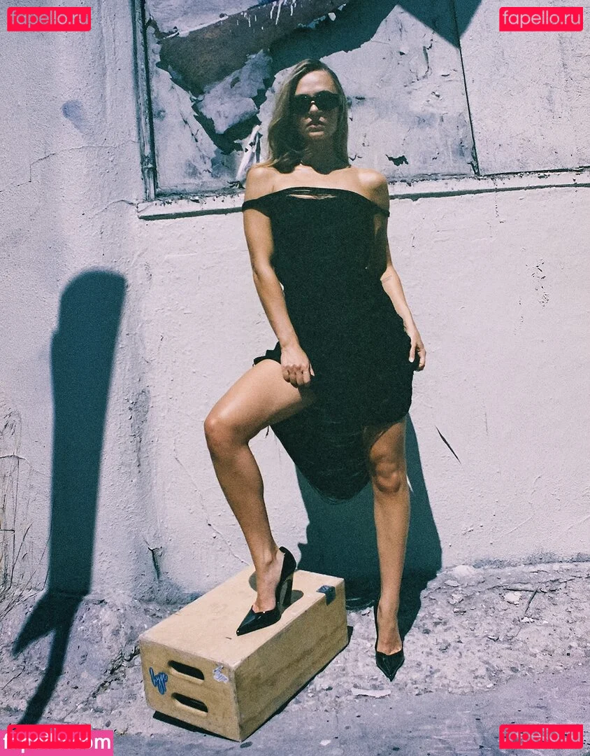 Madison Iseman Onlyfans Photo Gallery 