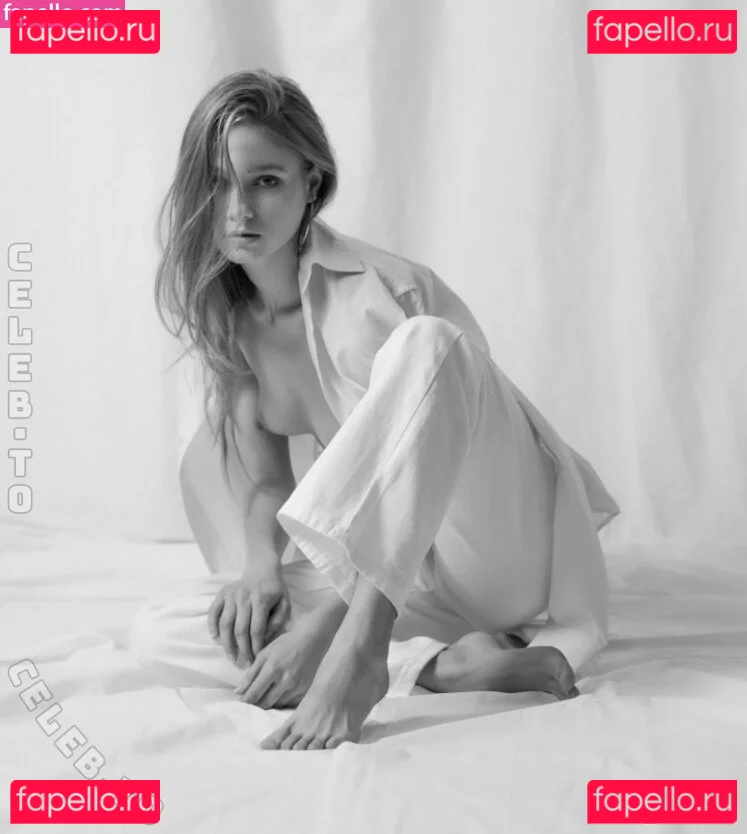 annna.am Onlyfans Photo Gallery 