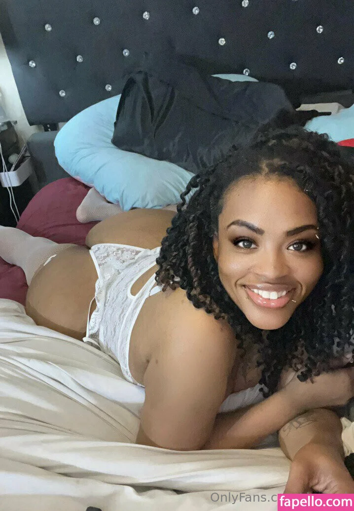 destyni Onlyfans Photo Gallery 