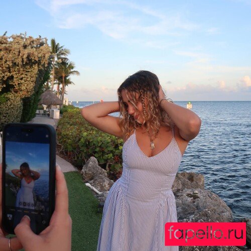 Ava Kolker Onlyfans Photo Gallery 