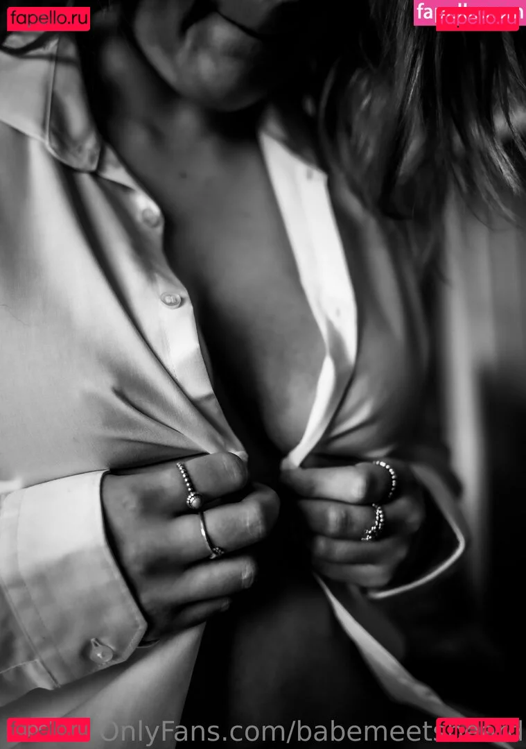 babemeetsbeard Onlyfans Photo Gallery 