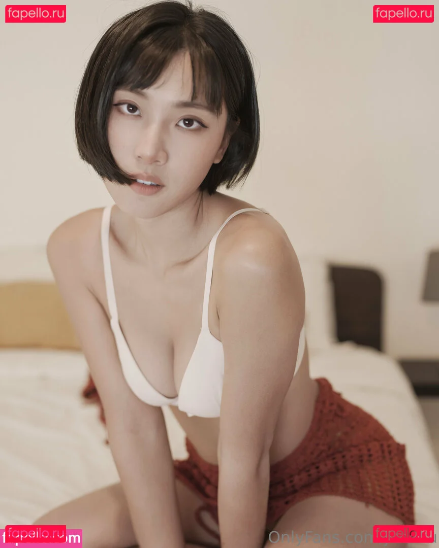 juneliu Onlyfans Photo Gallery 