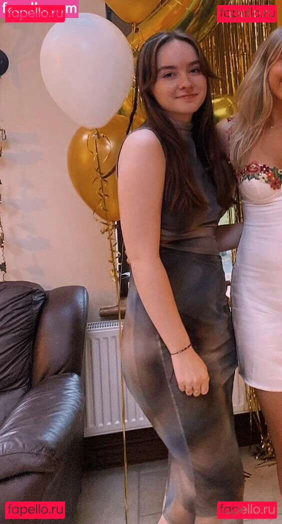 Laura Anne Onlyfans Photo Gallery 