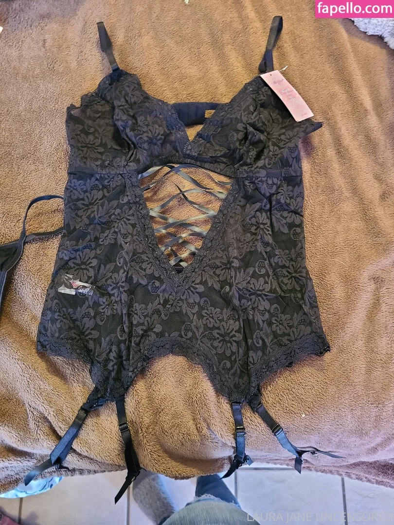 laurajaneuncensored Onlyfans Photo Gallery 