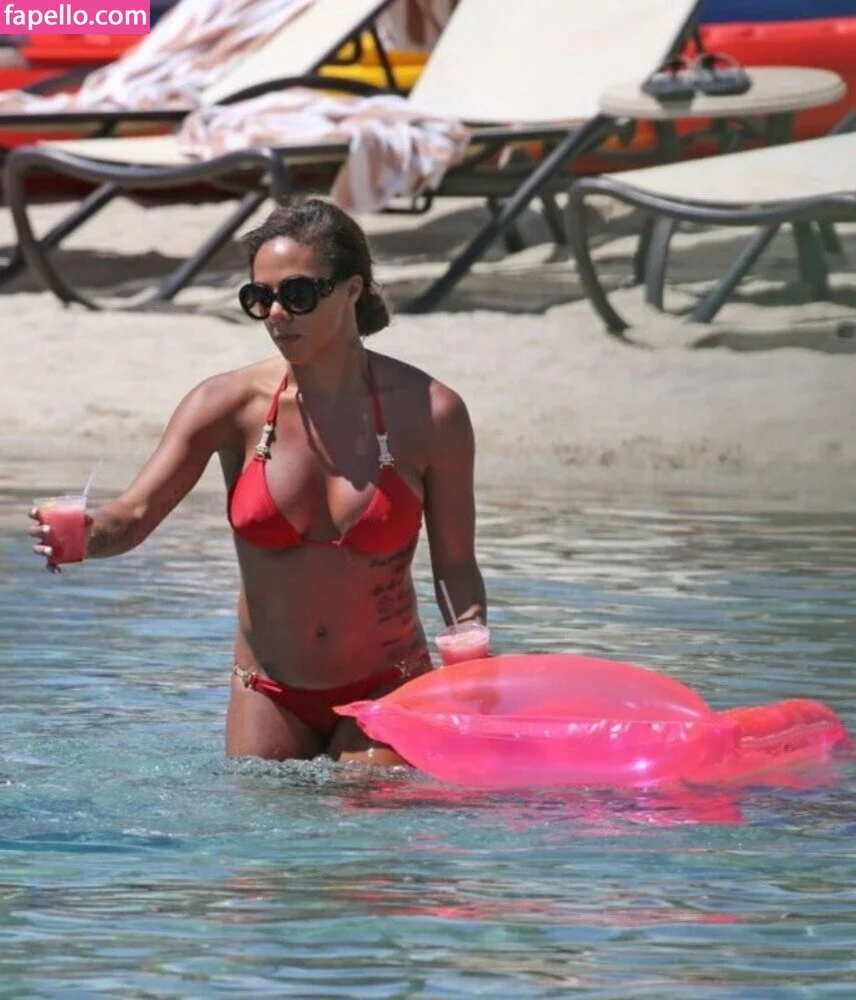 Sydney Leroux Onlyfans Photo Gallery 