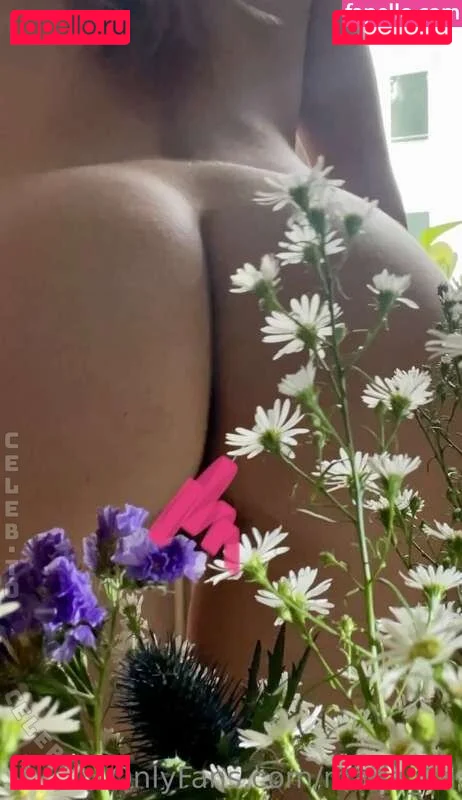 Maria Kn Onlyfans Photo Gallery 