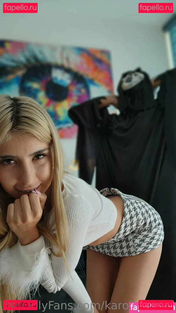 karolteengdl Onlyfans Photo Gallery 