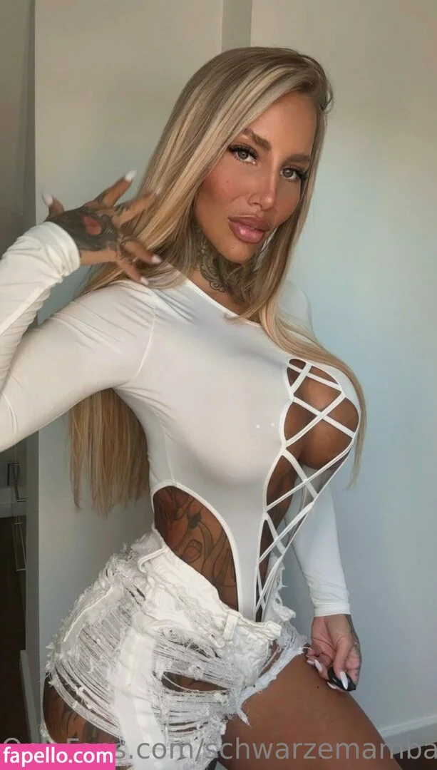 schwarzemamba89 Onlyfans Photo Gallery 