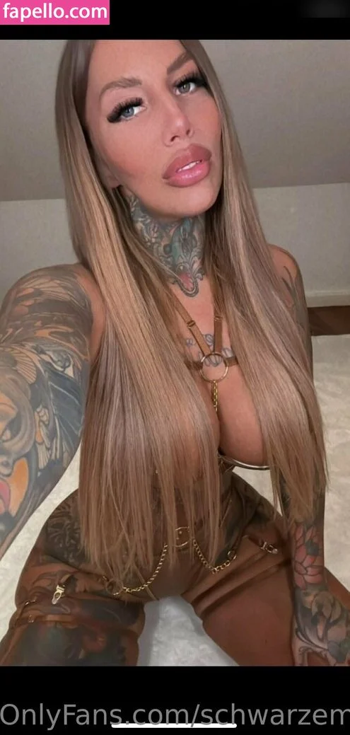 schwarzemamba89 Onlyfans Photo Gallery 