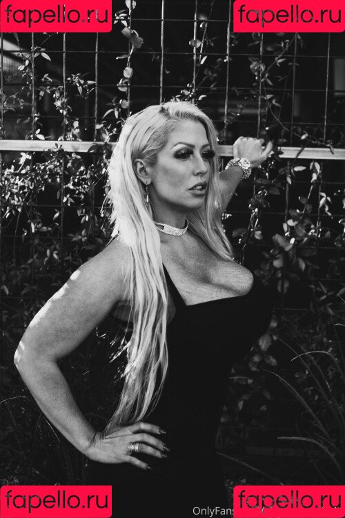 Alura Jenson Onlyfans Photo Gallery 