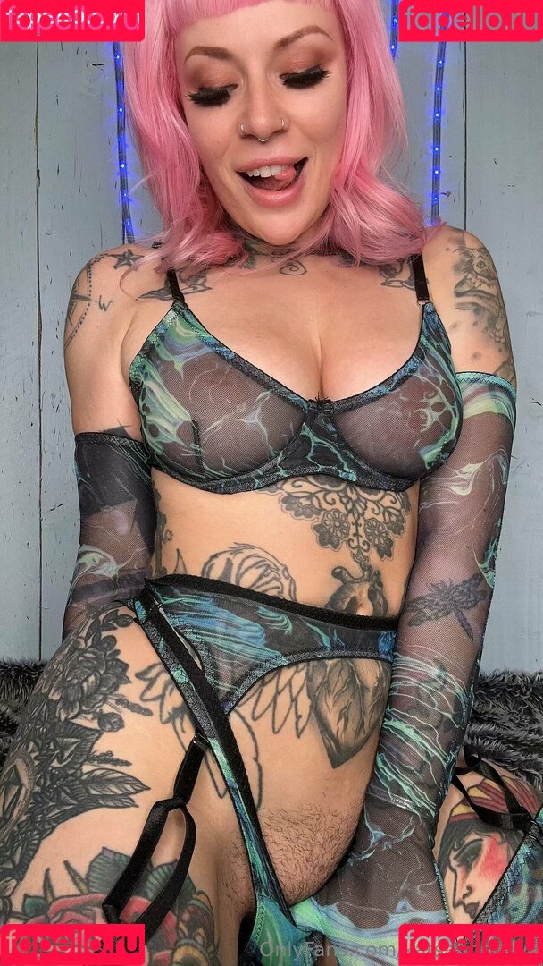 Katsandcrows Onlyfans Photo Gallery 