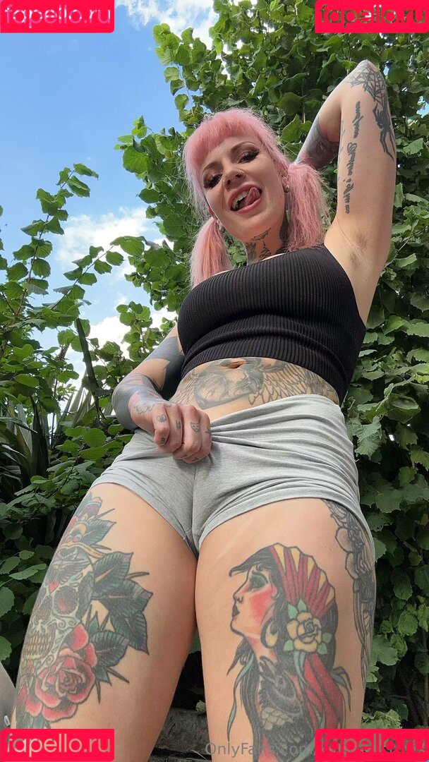 Katsandcrows Onlyfans Photo Gallery 