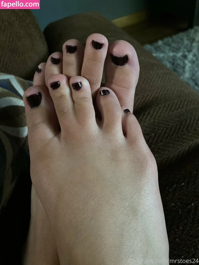 mrstoes24 Onlyfans Photo Gallery 