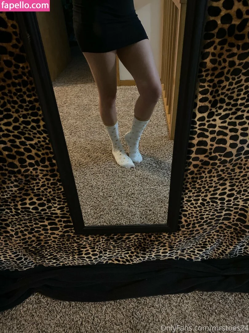 mrstoes24 Onlyfans Photo Gallery 