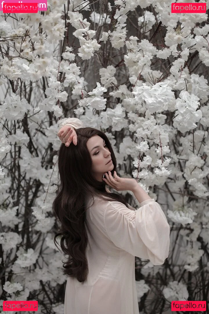 Dear Iris Onlyfans Photo Gallery 