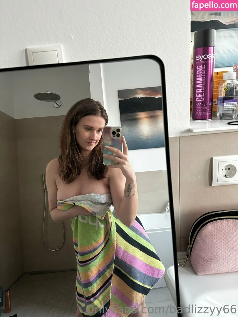 badlizzyy66 Onlyfans Photo Gallery 