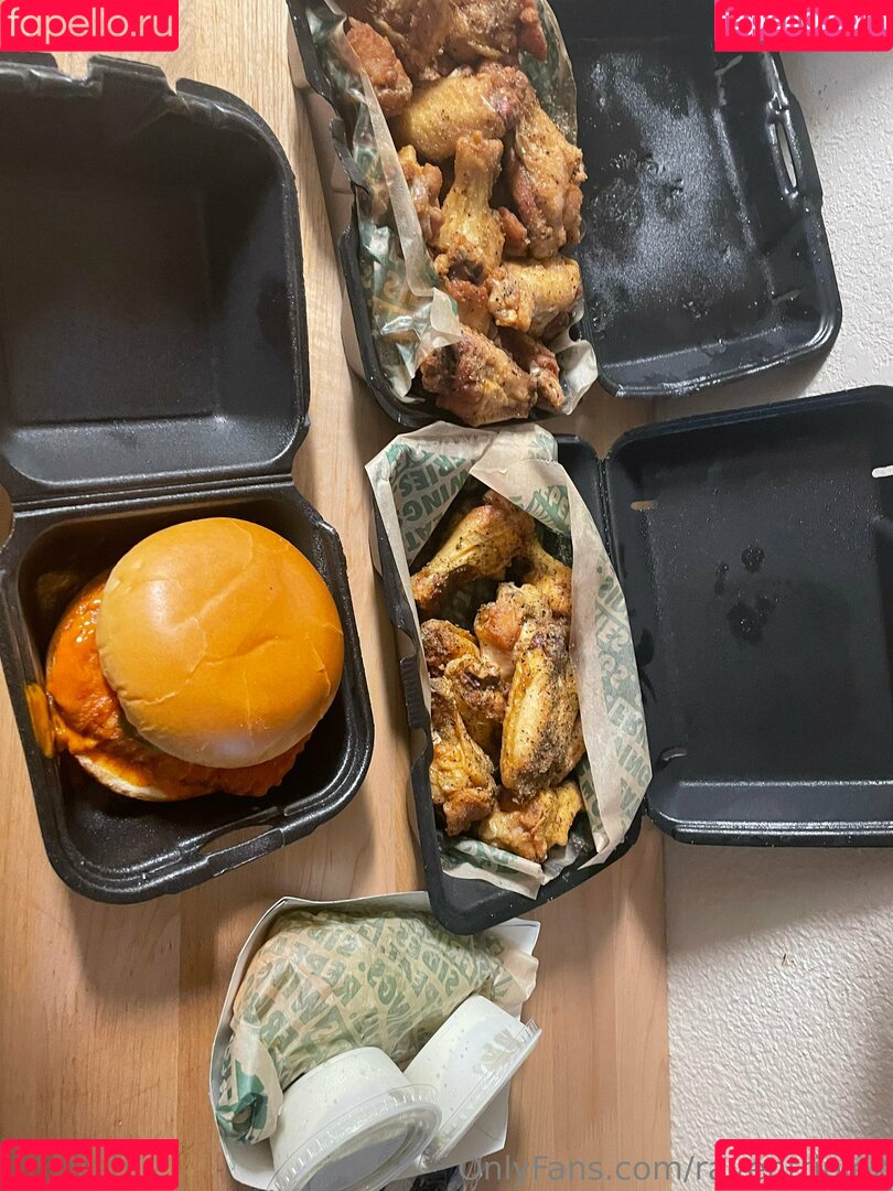 raventriplex Onlyfans Photo Gallery 