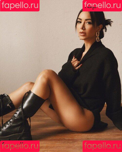 Caelike Onlyfans Photo Gallery 