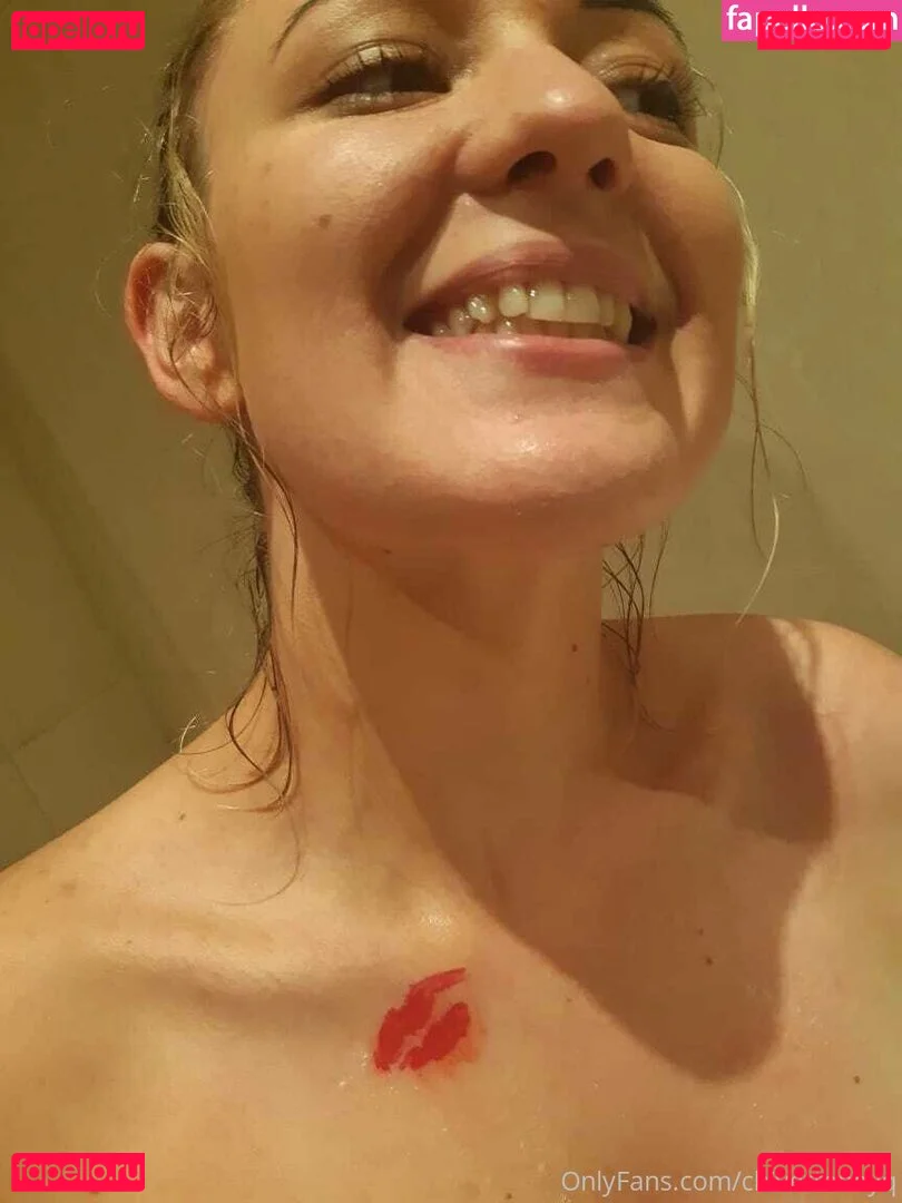 Chivetteneyq Onlyfans Photo Gallery 