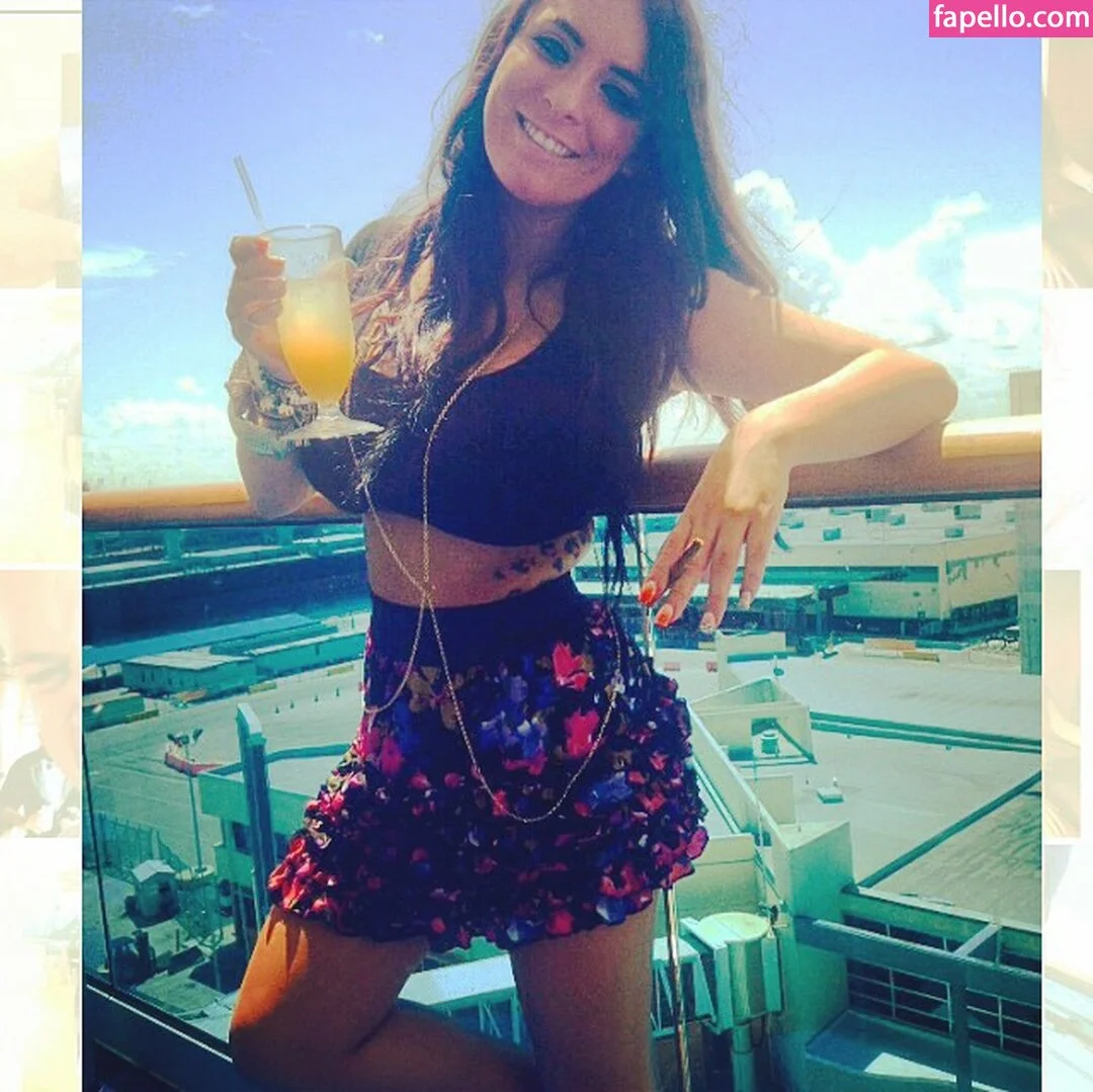 Emma Lynn Slavin Onlyfans Photo Gallery 