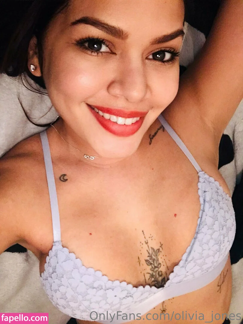 sofia_jones2 Onlyfans Photo Gallery 