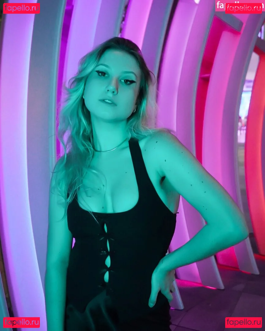 CherryGumms Onlyfans Photo Gallery 