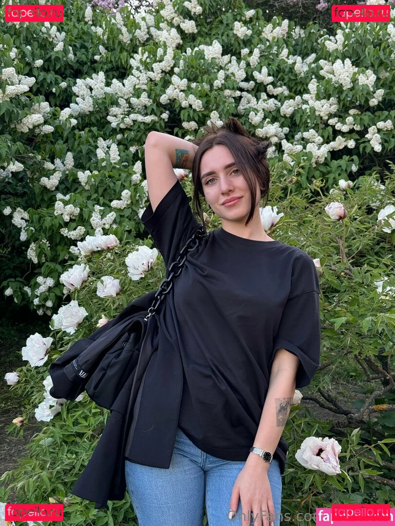 lil_mayaa Onlyfans Photo Gallery 