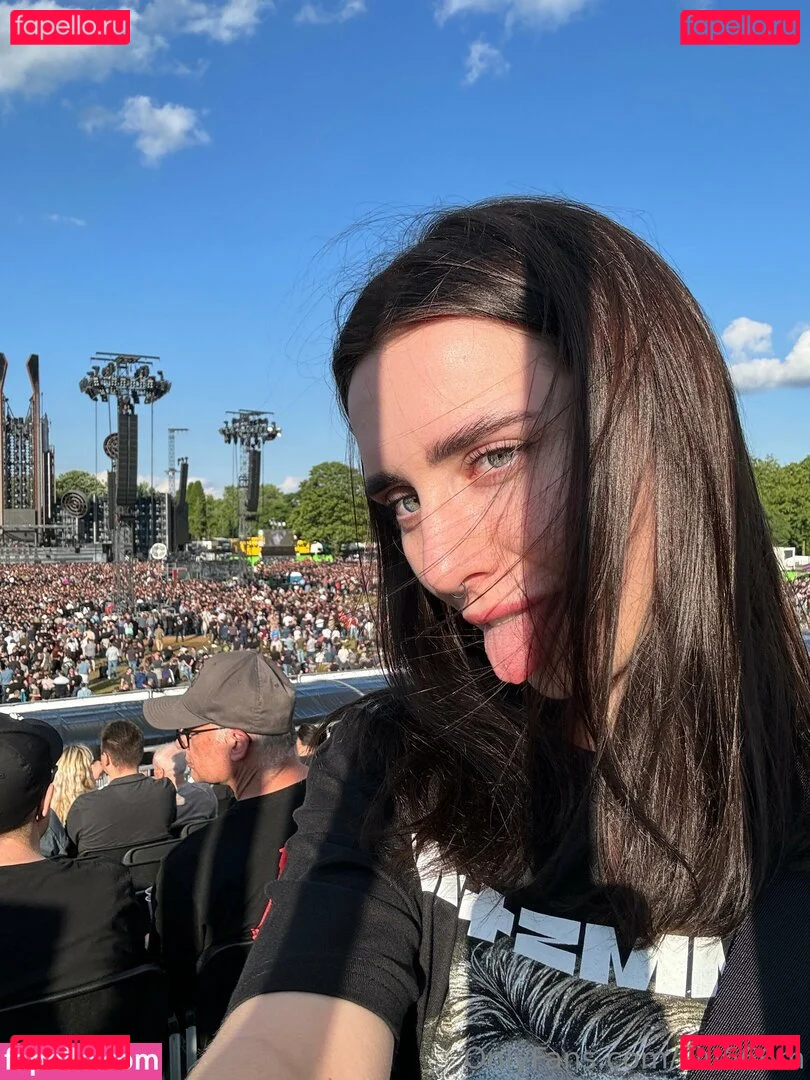 lil_mayaa Onlyfans Photo Gallery 