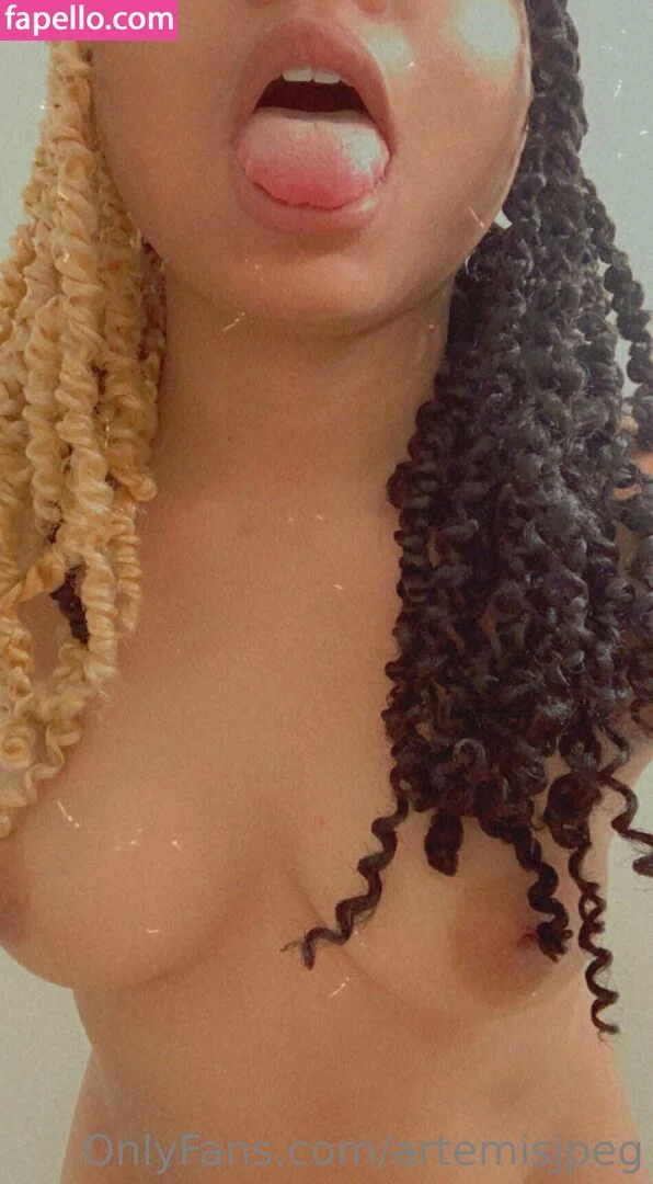 artemisjpeg Onlyfans Photo Gallery 