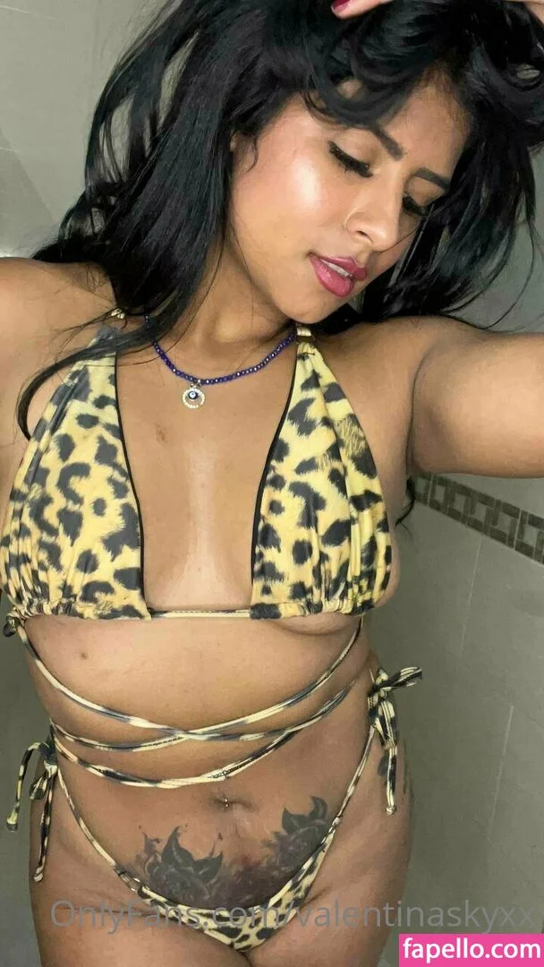 valentinaskyxx Onlyfans Photo Gallery 