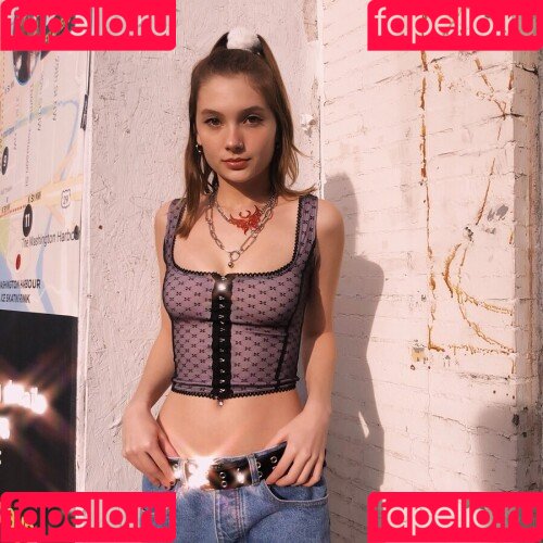 liittlekrissy Onlyfans Photo Gallery 