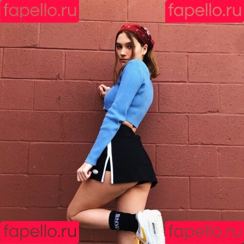 liittlekrissy Onlyfans Photo Gallery 