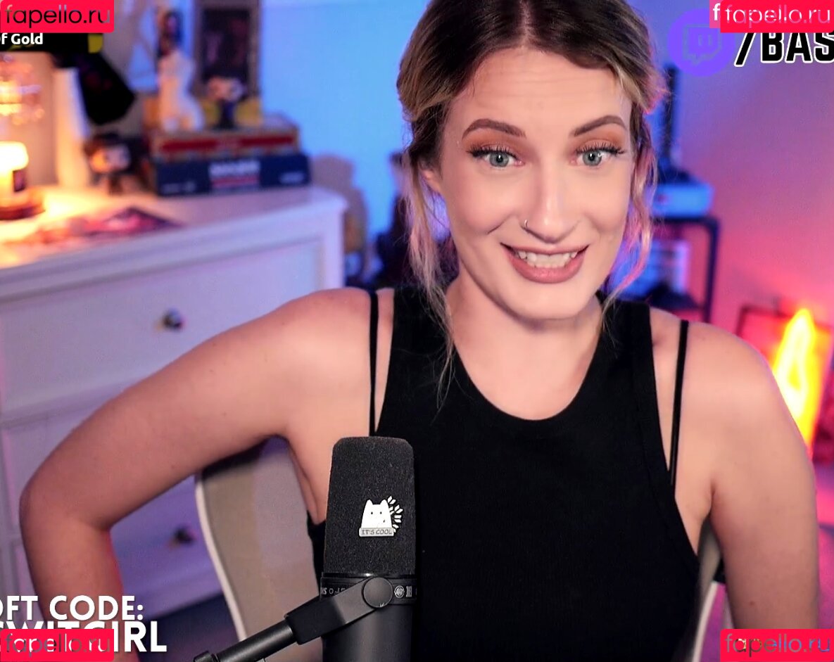 tbhlessbasic Onlyfans Photo Gallery 