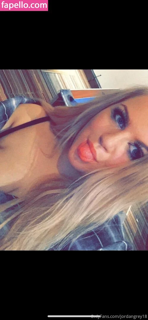 lisajune Onlyfans Photo Gallery 