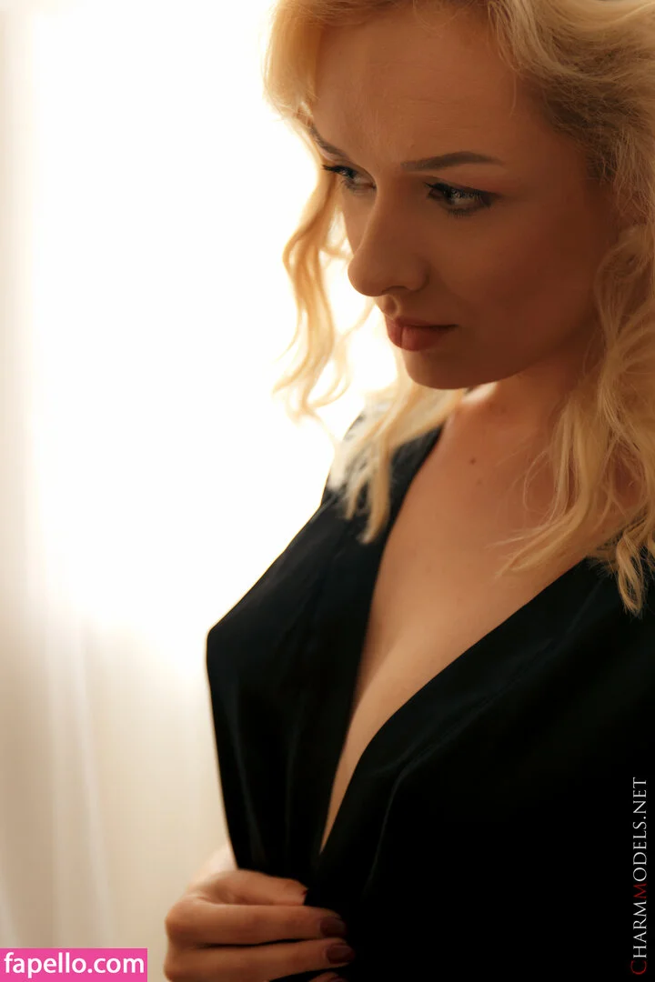 CharmModels Onlyfans Photo Gallery 