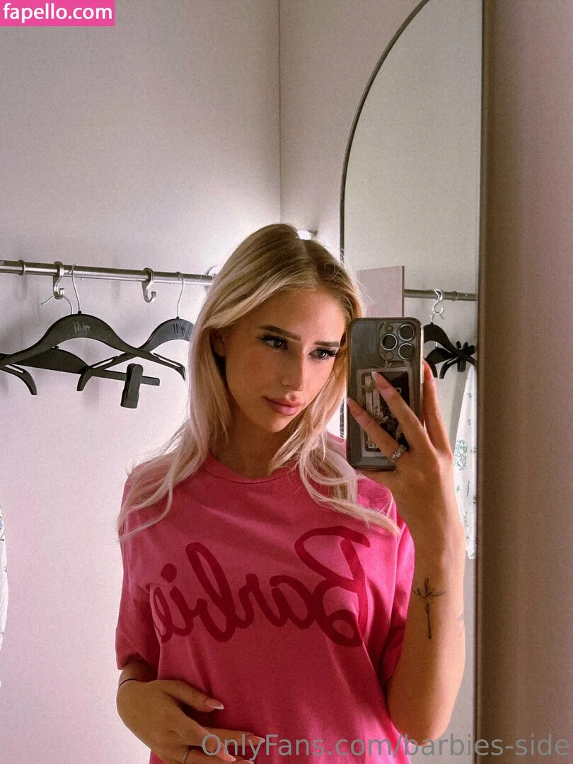 barbies-side Onlyfans Photo Gallery 