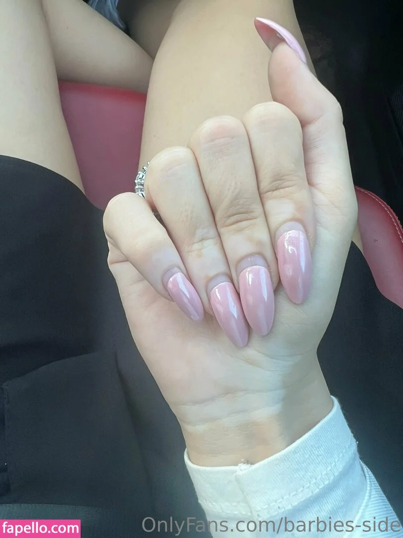 barbies-side Onlyfans Photo Gallery 