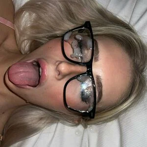 barbies-side Onlyfans Photo Gallery 