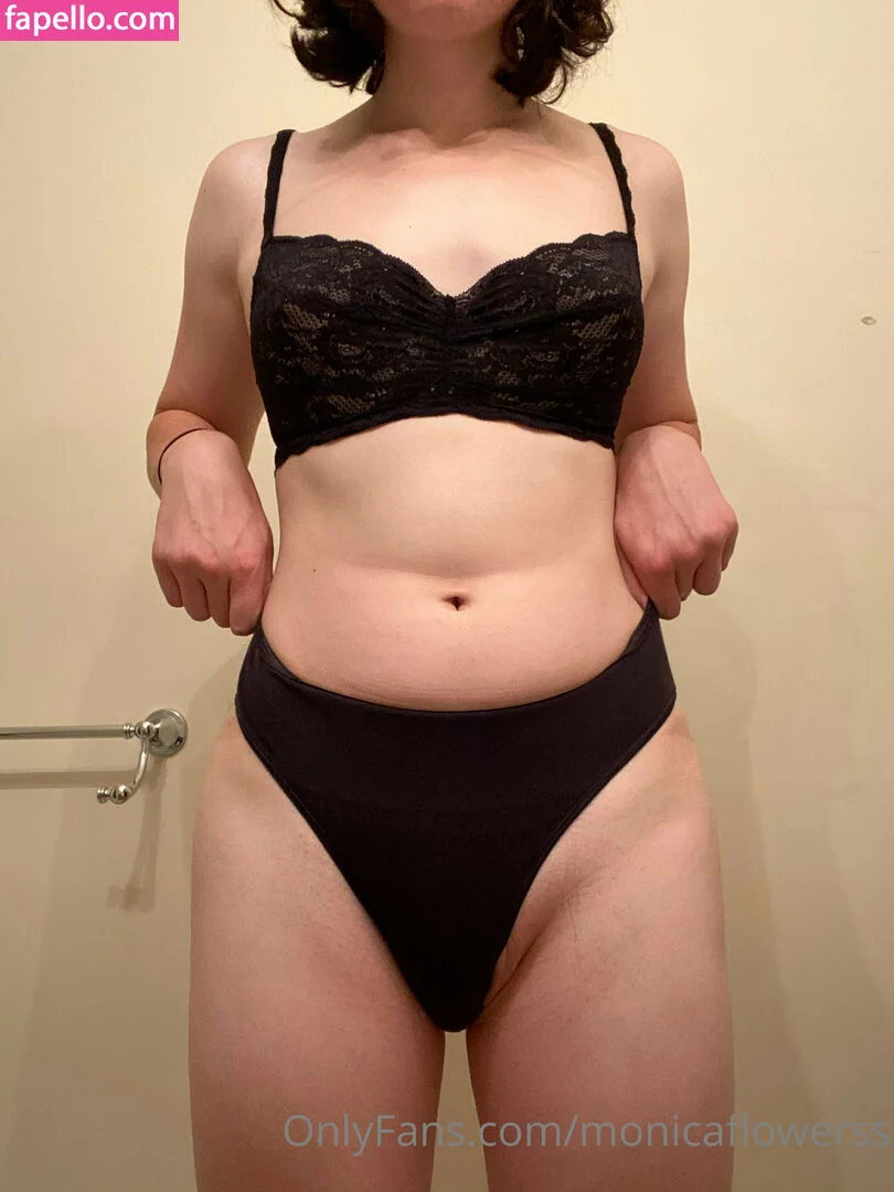 monicaflowerss Onlyfans Photo Gallery 