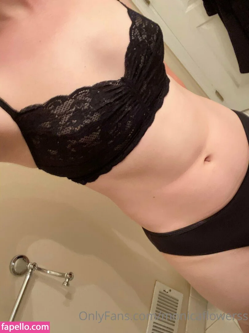 monicaflowerss Onlyfans Photo Gallery 