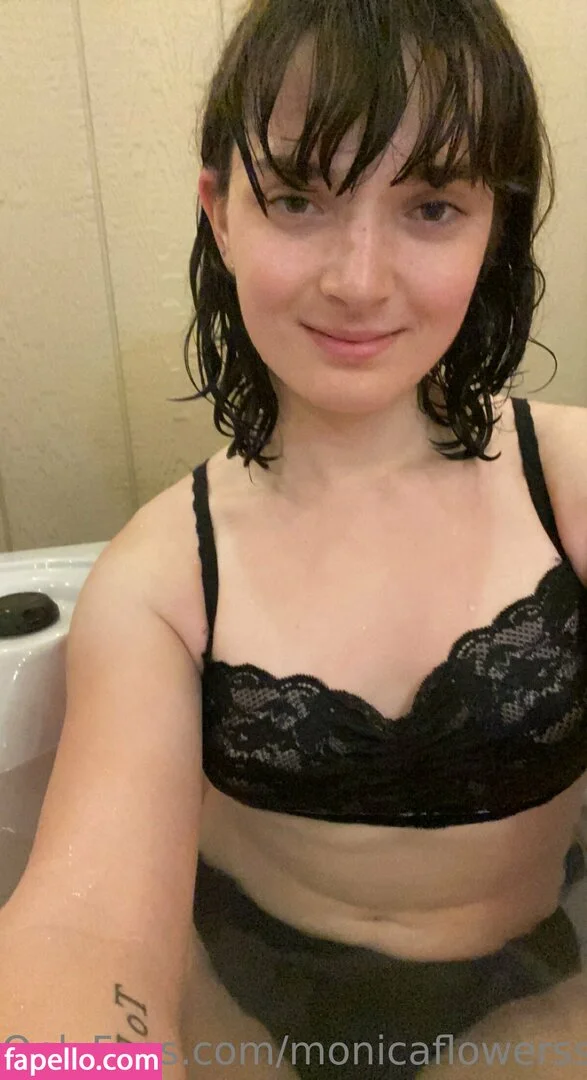 monicaflowerss Onlyfans Photo Gallery 
