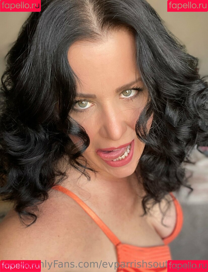 evparrishsouthernmil Onlyfans Photo Gallery 