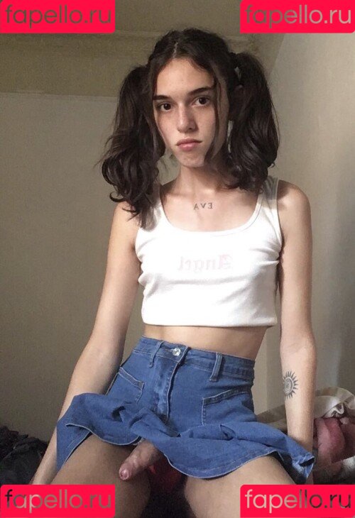 LittleTgirl Onlyfans Photo Gallery 